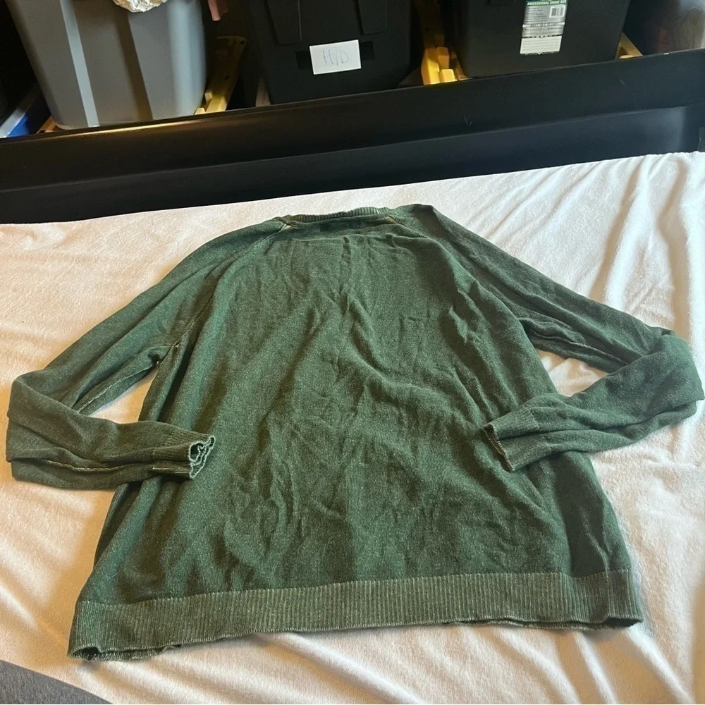 Green banana republic men’s sweater